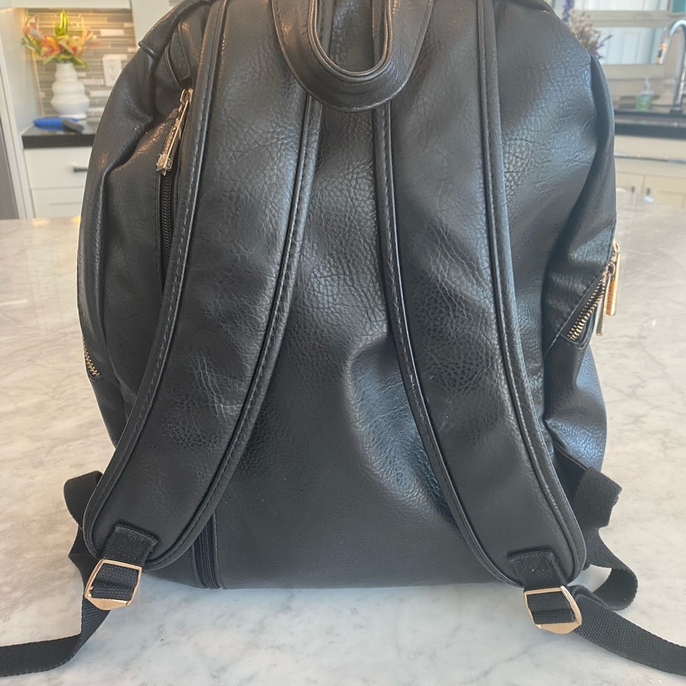 Honest Company Baby Diaper Bag - Picture 2 of 3